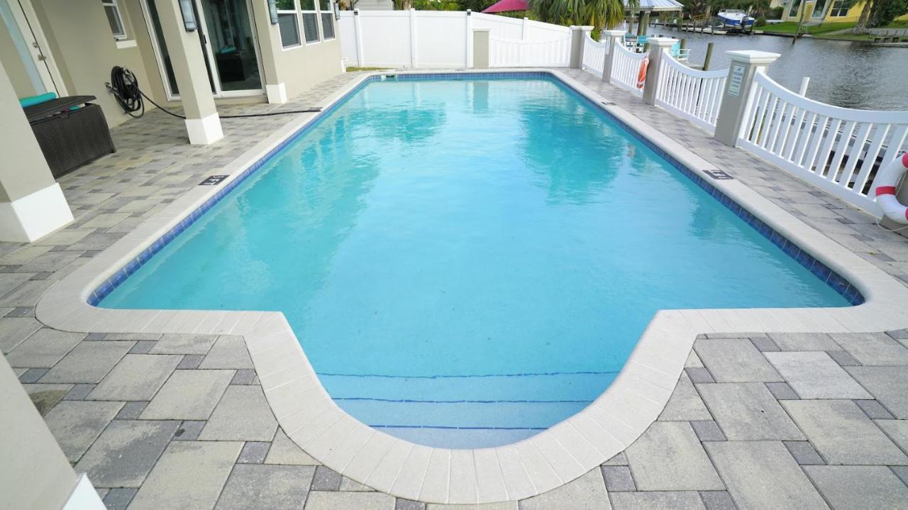 Dolphin Cove In Cocoa Beach Fl מראה חיצוני תמונה